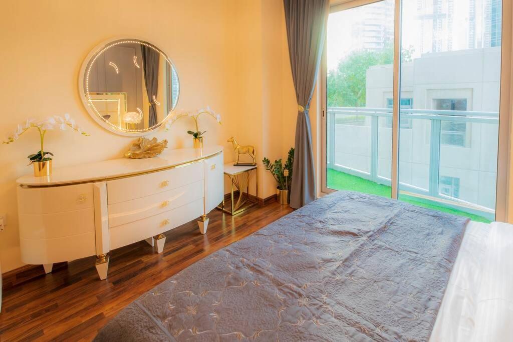 First Class 2Br With Full Burj Khalifa And Fountain View Dubaj Exteriér fotografie